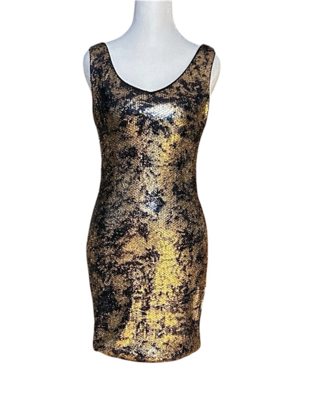 Soprano Sleeveless Metallic Gold Festive Party Mini Dress Size Small Fitted HOCO